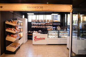 CC Budapest, bd. Dacia 16/1